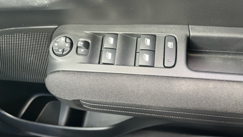 Citroen C3 Aircross 1.2 PureTech 130 Shine 5dr EAT6 Petrol Hatchback